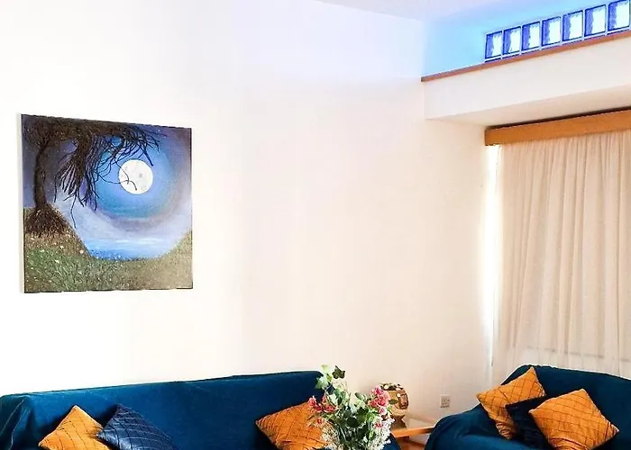 Explore Nature House *